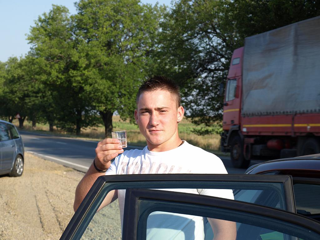 Erdély_2008_7.jpg - kaja és megint egy kis miegymás Arad után.
