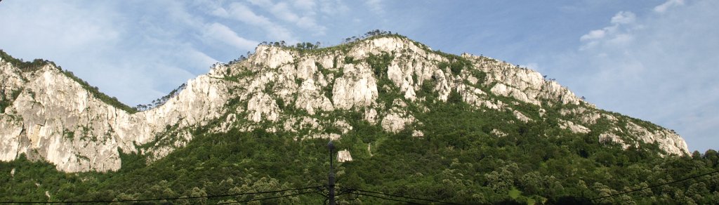 115.JPG - Cserna menti sziklák.