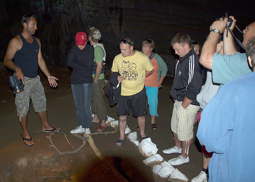 247.JPG - A barlangban.