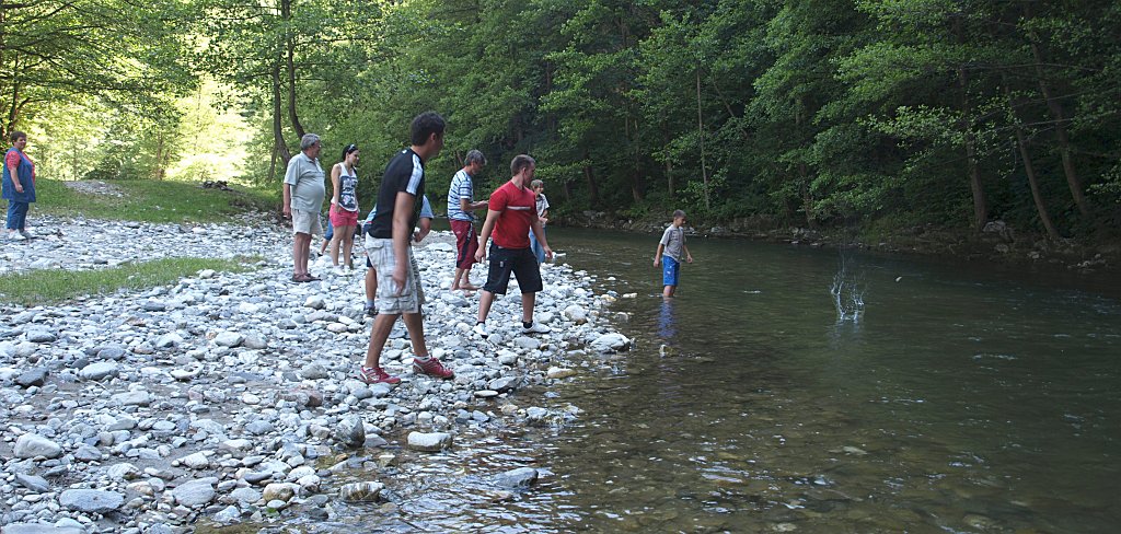 40.jpg - Ez már megint a Cserna.
