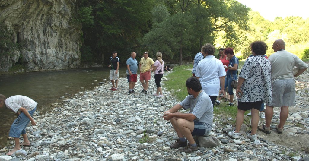 44.jpg - Még egy kis pihenő indulás előtt.