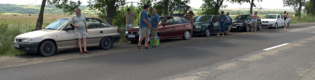 60.jpg - Megpihenünk, eszünk- iszunk és...